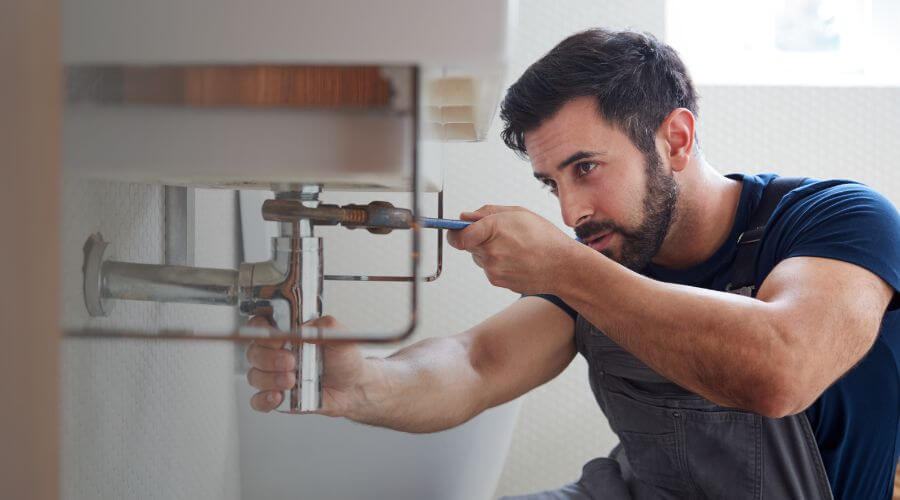 Expert burst pipe repair services in Dwale, KY